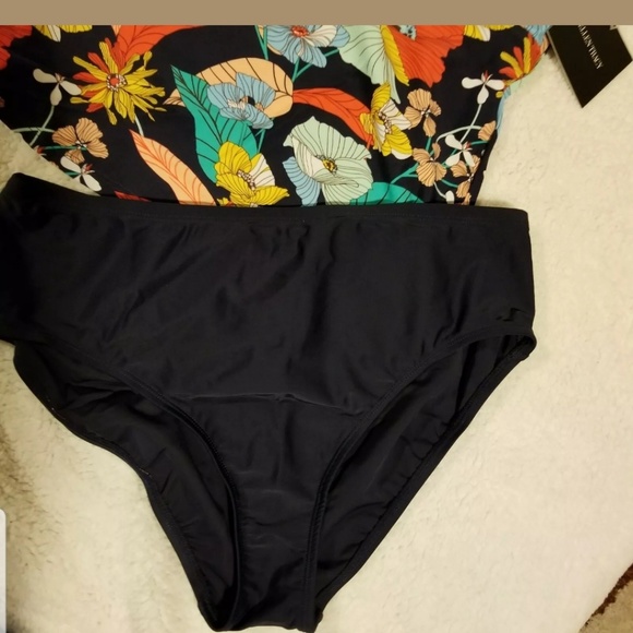 NWTs Ellen Tracy Key Hole High Neck Tankini Set - Picture 7 of 7